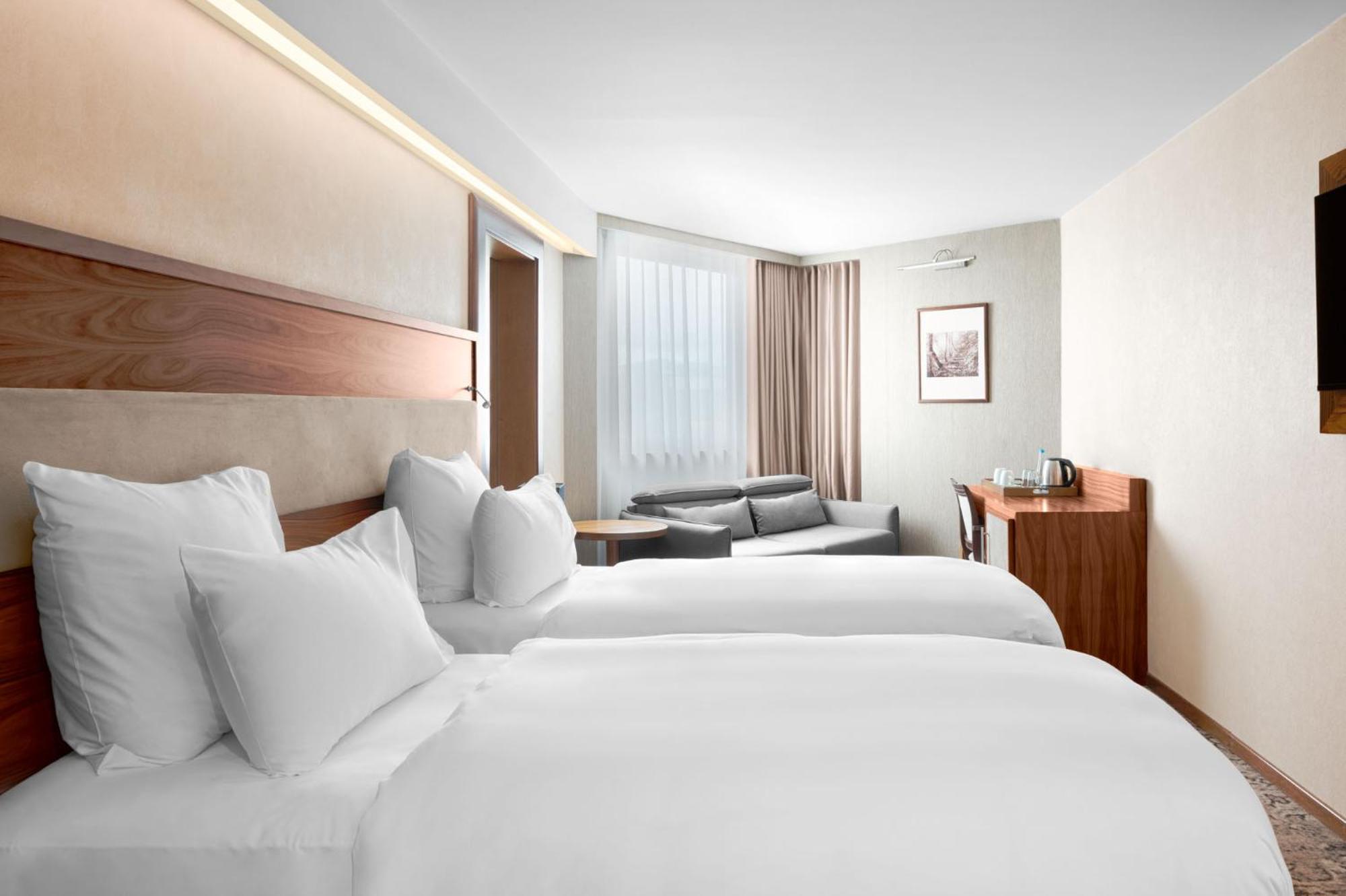Movenpick Hotel Сараево Экстерьер фото