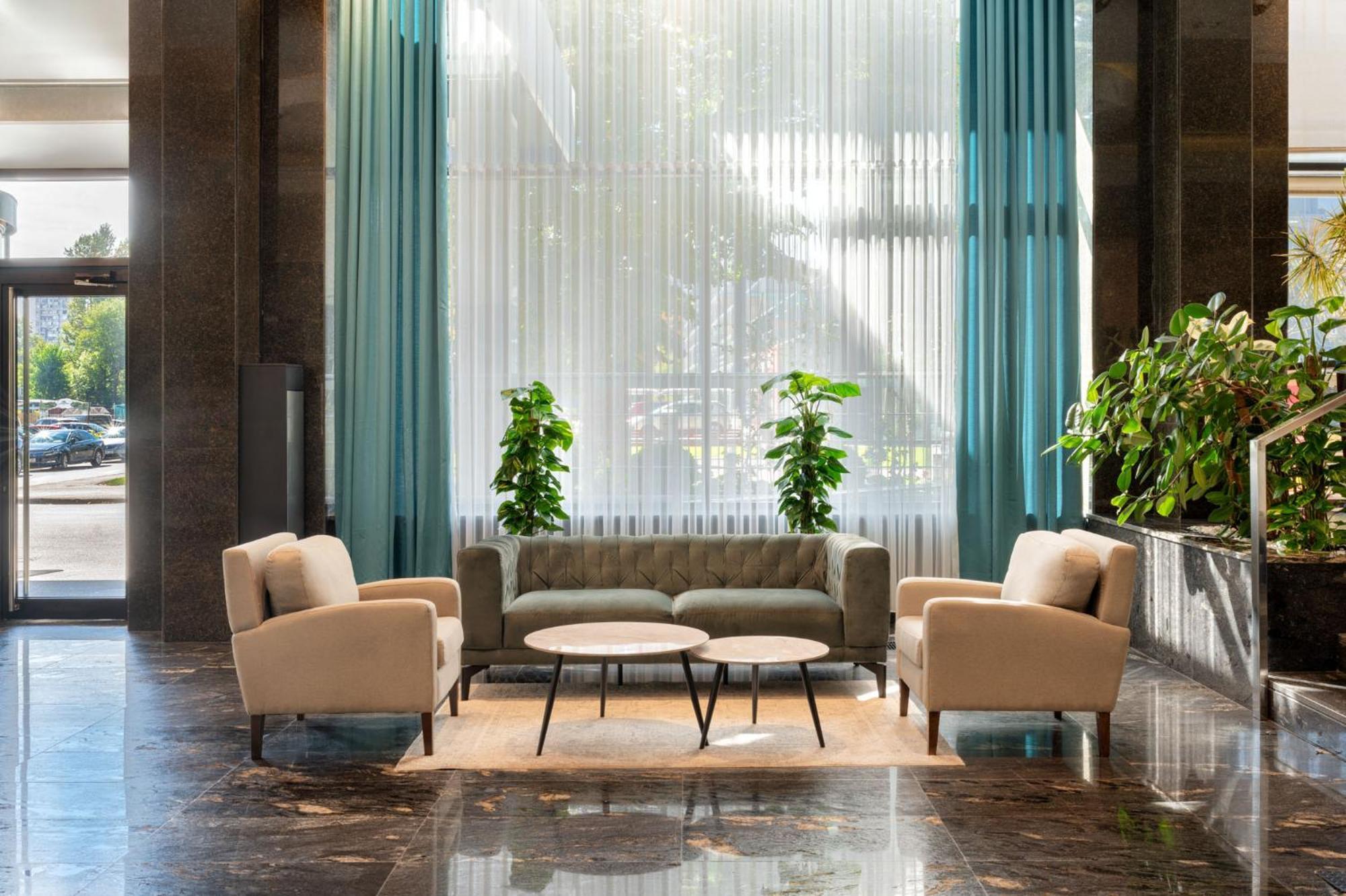 Movenpick Hotel Сараево Экстерьер фото